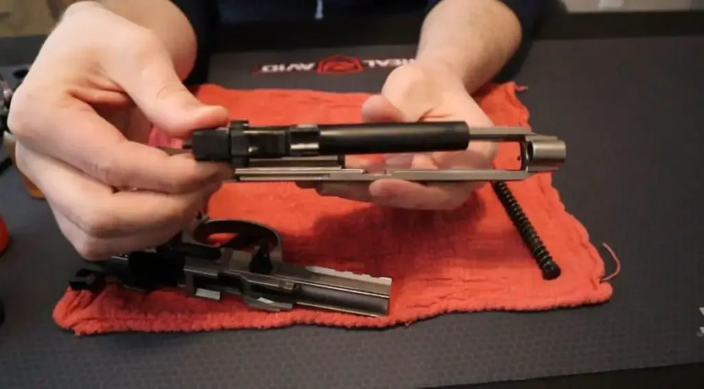 picture removing barrel